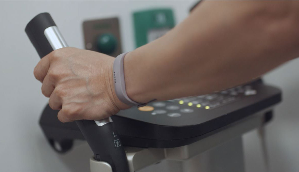 Hands on a body composition machine