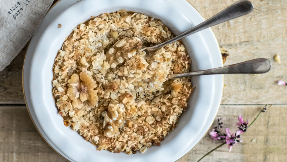 Rhubarb Baked Oats Breakfast