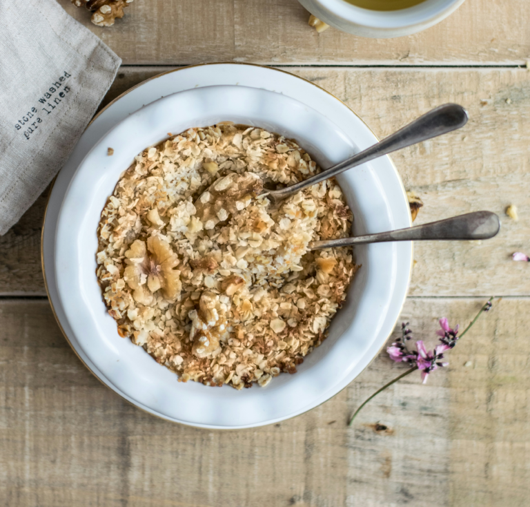 Rhubarb Baked Oats Breakfast